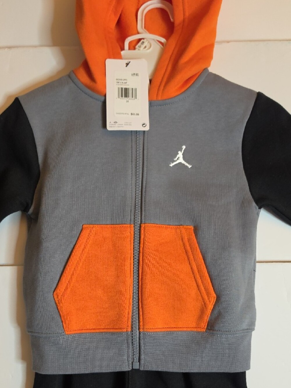 Jordan Kids Gray, Black & Orange Hoodie Jogger Set - Picture 3 of 5